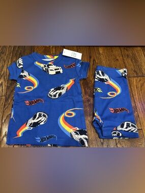 GAP Hot Wheels Blue Pajama Set size 6-12 months